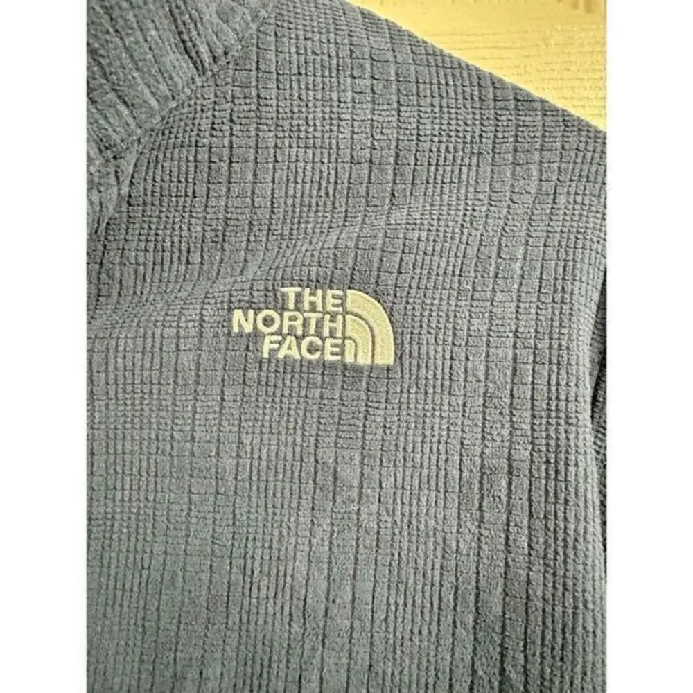 The North Face Quarter Zip Fleece‎ Pullover Men's Small Blue Colorblock Sweater